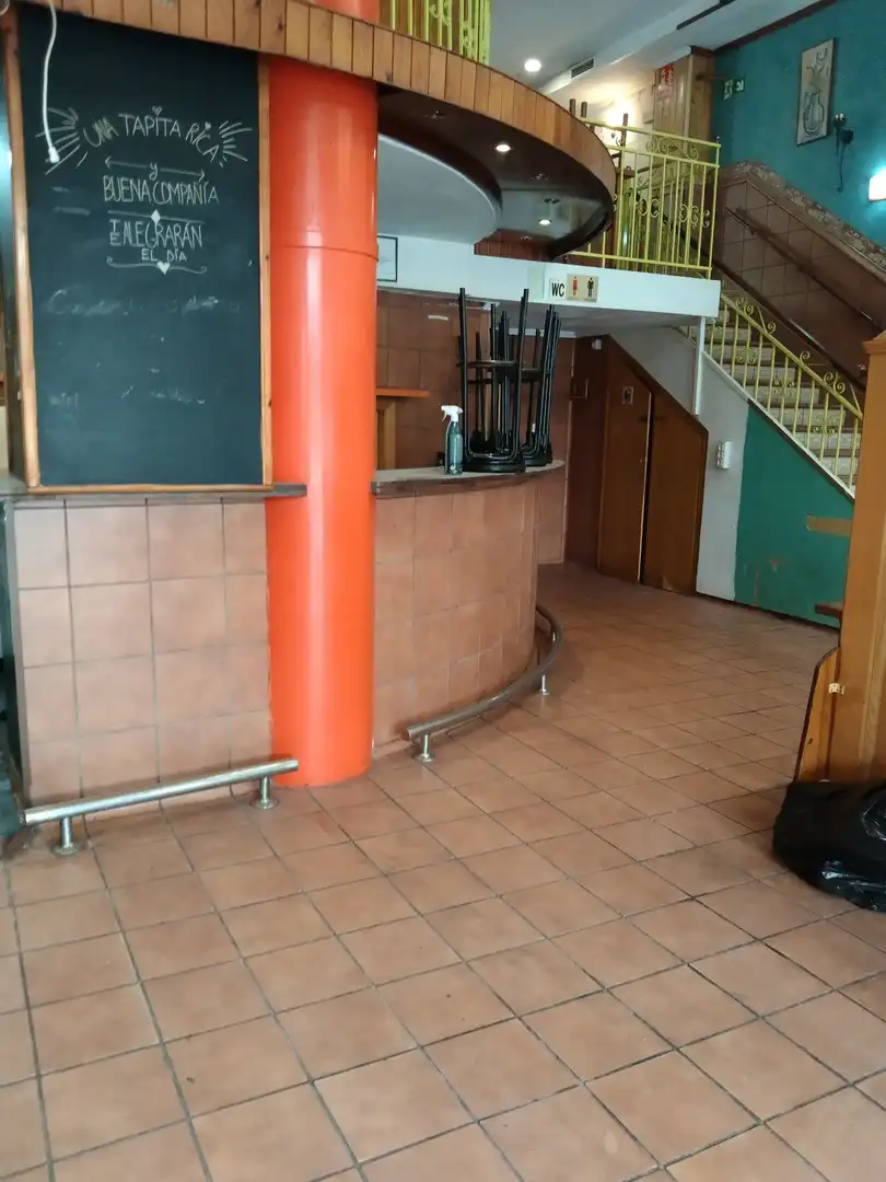 Business premises for sale in Plaça President Companys, imagen 11