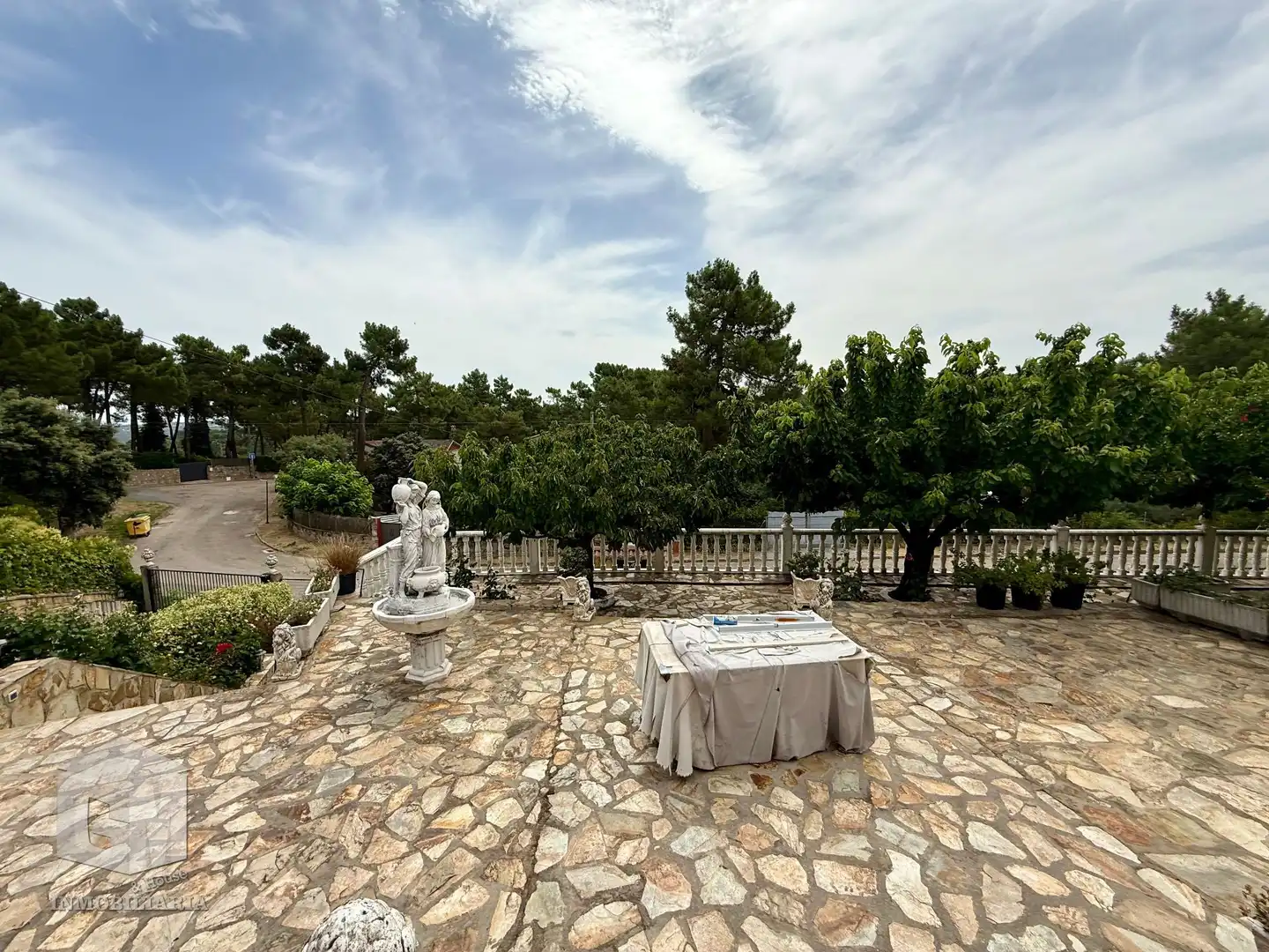 Terrassa de Casa o xalet en venda en Cadalso de los Vidrios amb Aire condicionat, Calefacció i Jardí privat