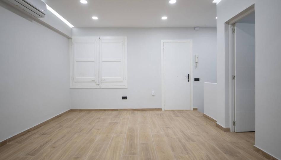 Photo 1 of Duplex for sale in El Baix Guinardó, Barcelona