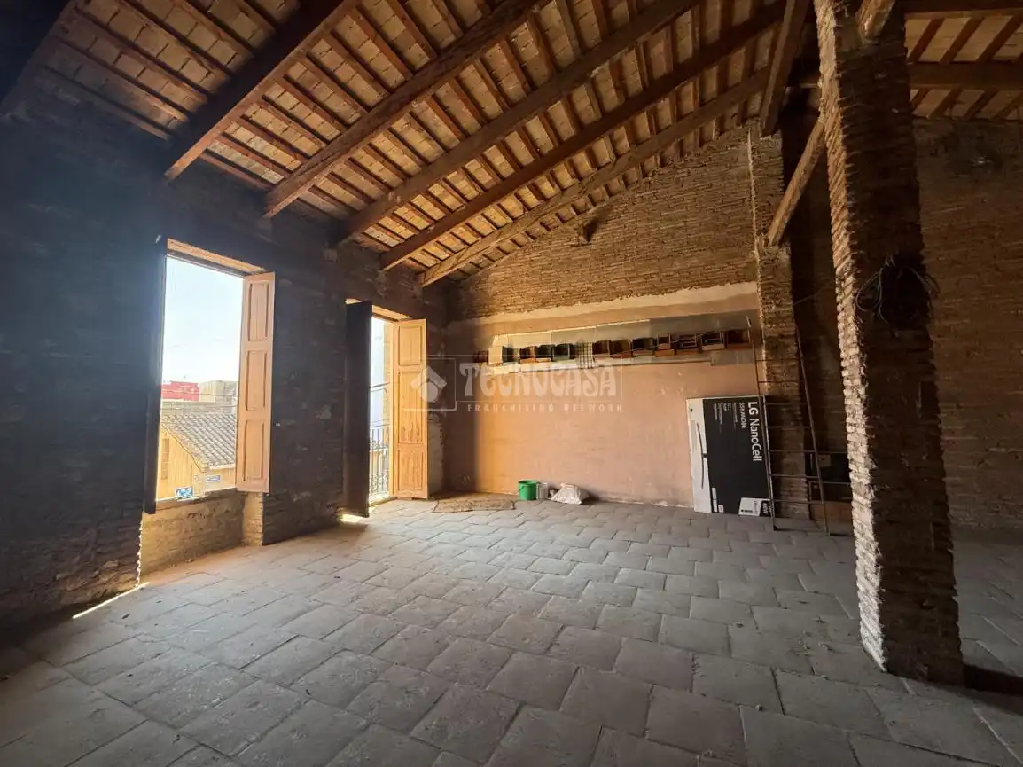 Detached homes for sale in Valencia  with Terrace and Balcony