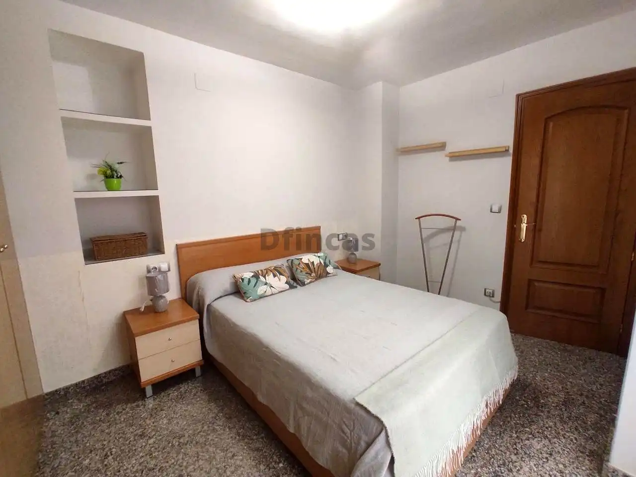 Habitación de Apartamento de alquiler en Teruel con Calefacción, Terraza y Trastero