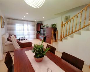 Living room of House or chalet for sale in L'Hospitalet de Llobregat  with Air Conditioner, Terrace and Balcony