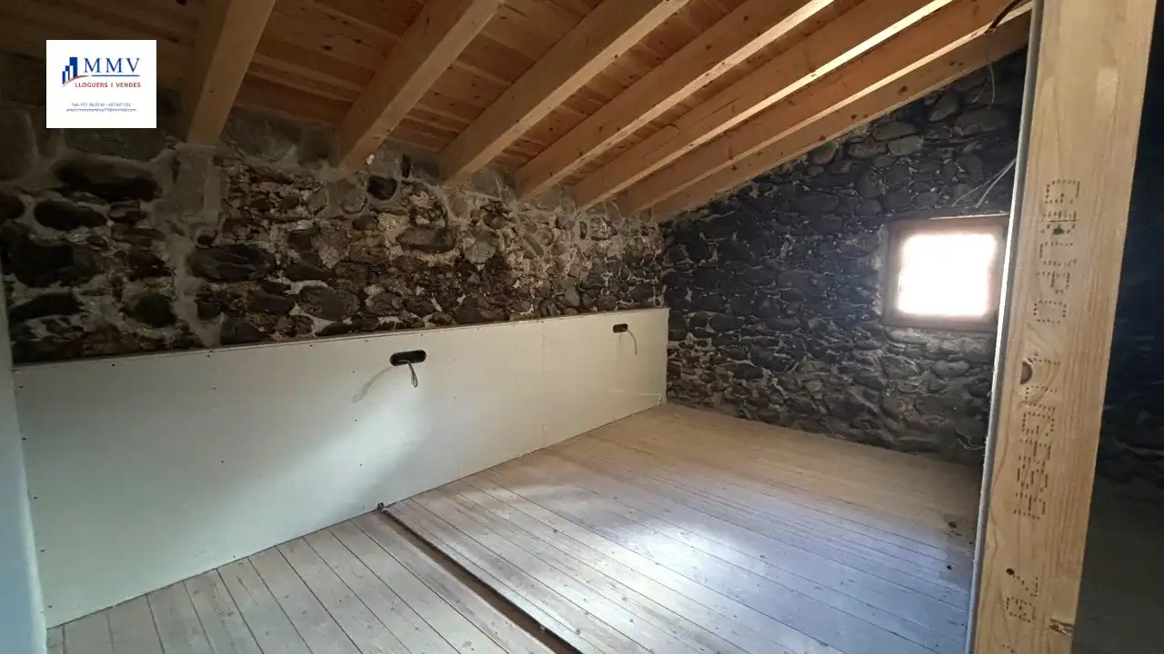 Country homes for sale in Carrer del Àngel, Sant Pau de Segúries