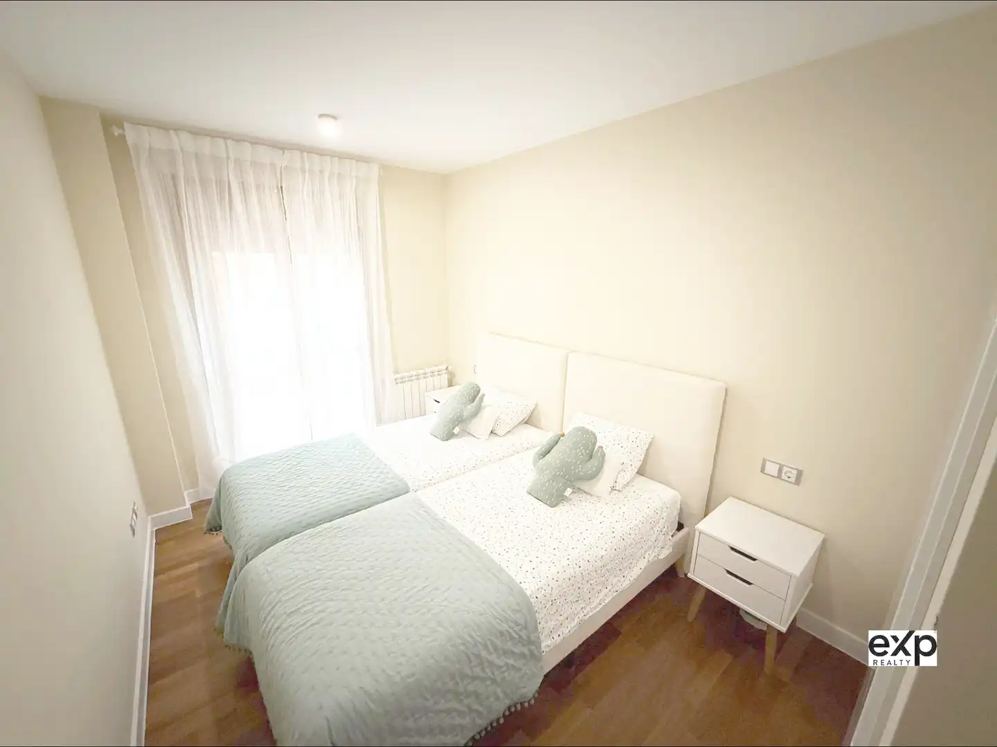 Habitación de Piso en venta en Llanes con Calefacción, Terraza y Amueblado