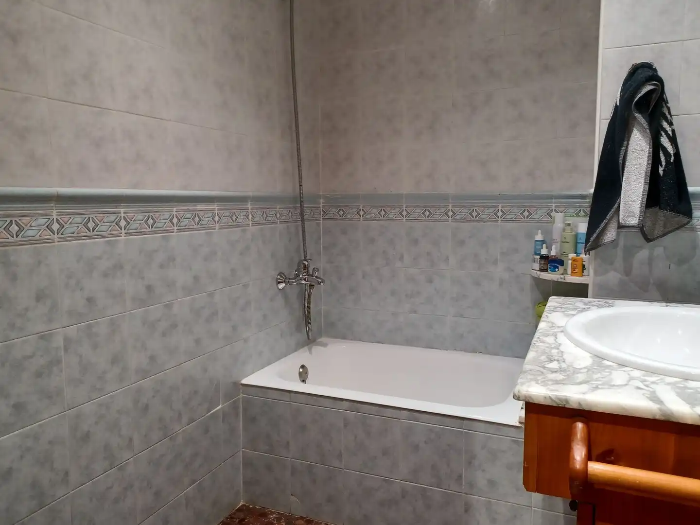 Bathroom of Flat for sale in Ontinyent  with Heating, Private garden and Terrace