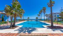 Piscina de Apartament en venda en Casares amb Aire condicionat, Calefacció i Terrassa