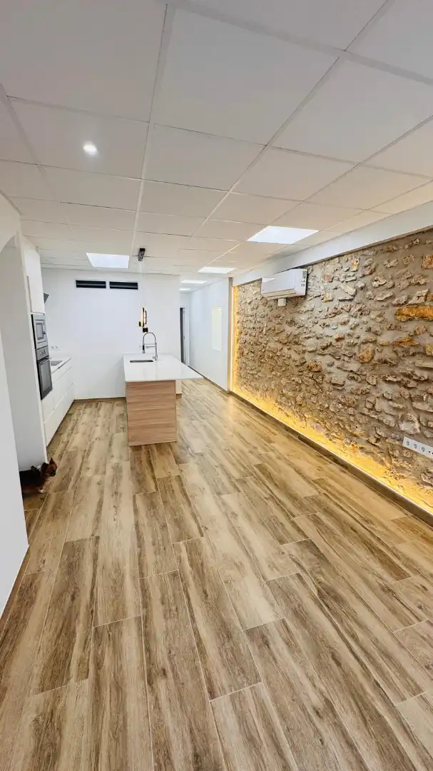 Ground floor for sale in Vinaròs  with Air Conditioner and Parquet flooring