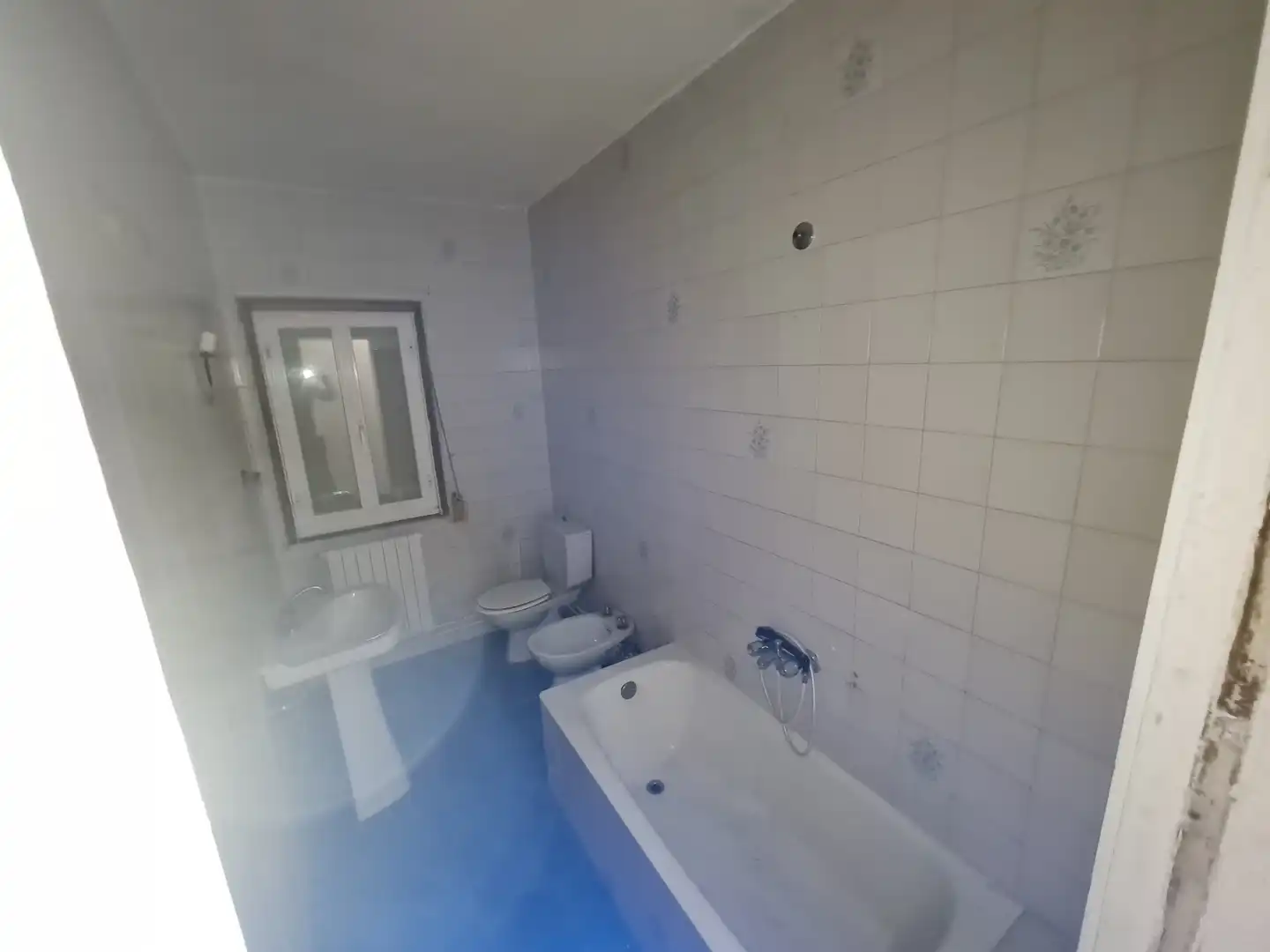Baño de Casa o chalet en venta en Ourense Capital  con Calefacción, Jardín privado y Trastero