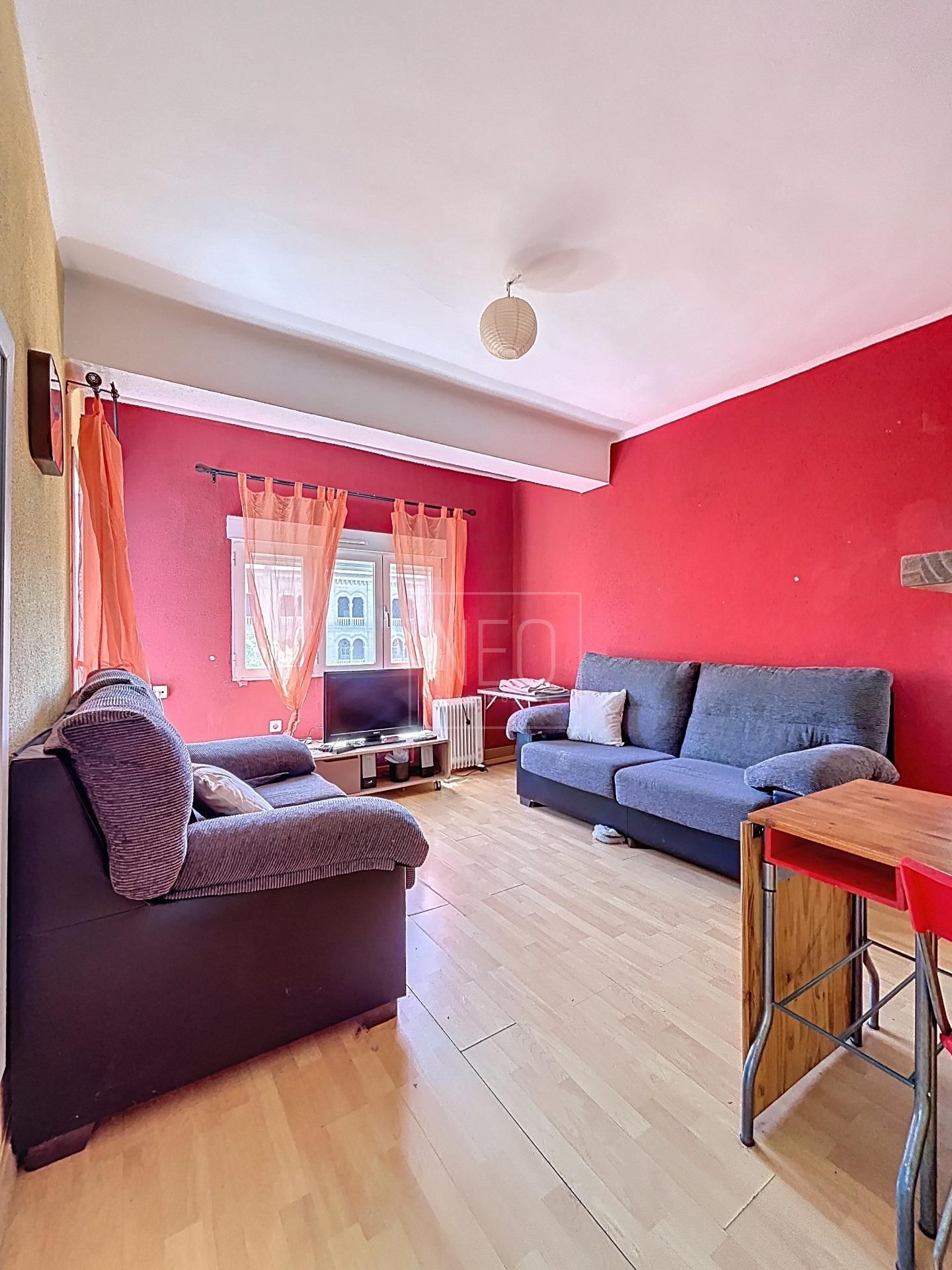 Living room of Flat for sale in  Granada Capital  with Terrace