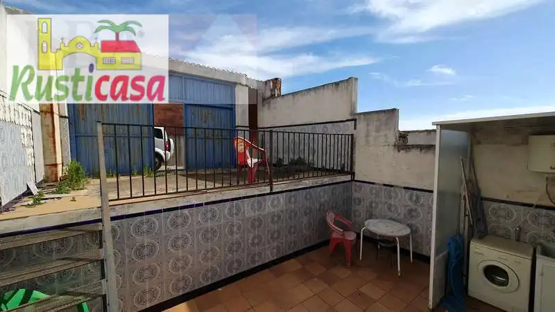 Terrassa de Pis en venda en Baños de la Encina amb Aire condicionat i Moblat