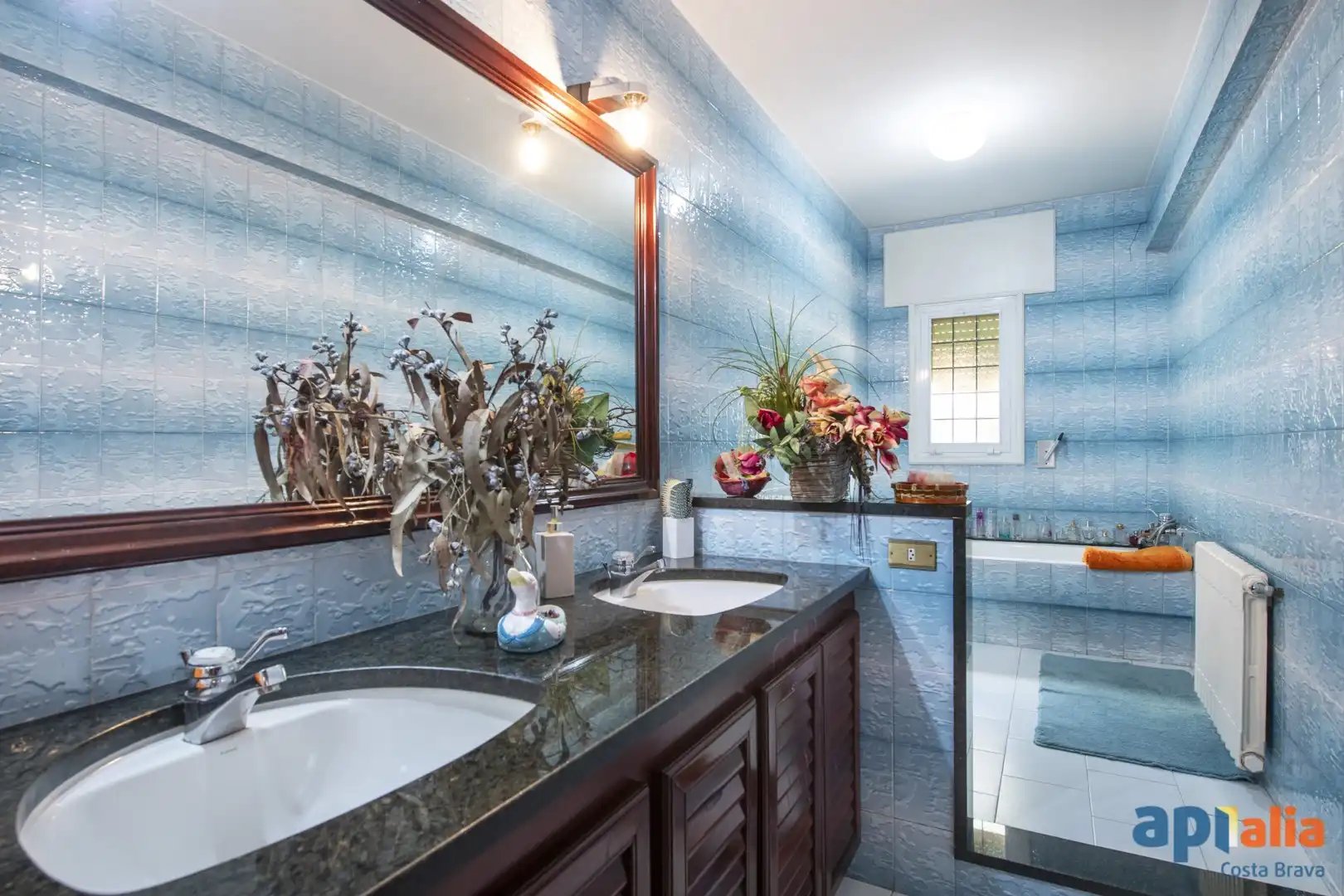 Baño de Finca rústica en venta en Cornellà del Terri con Aire acondicionado, Calefacción y Terraza