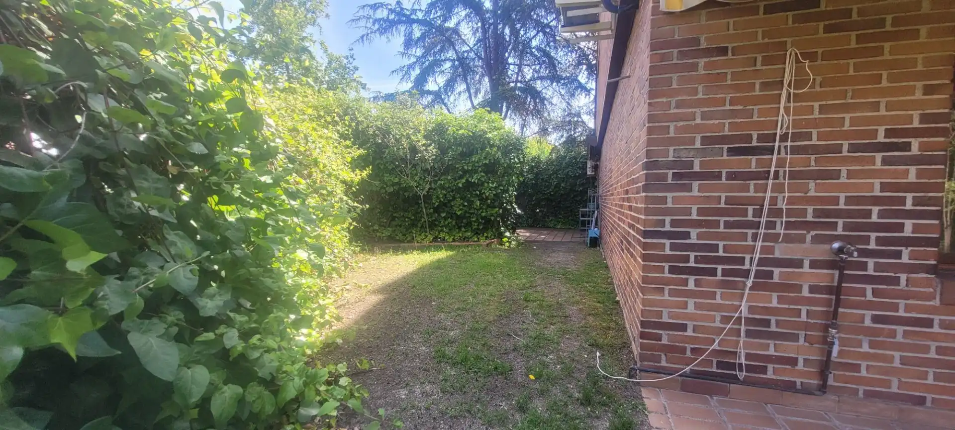 Jardí de Casa adosada de lloguer en Majadahonda amb Calefacció, Jardí privat i Parquet