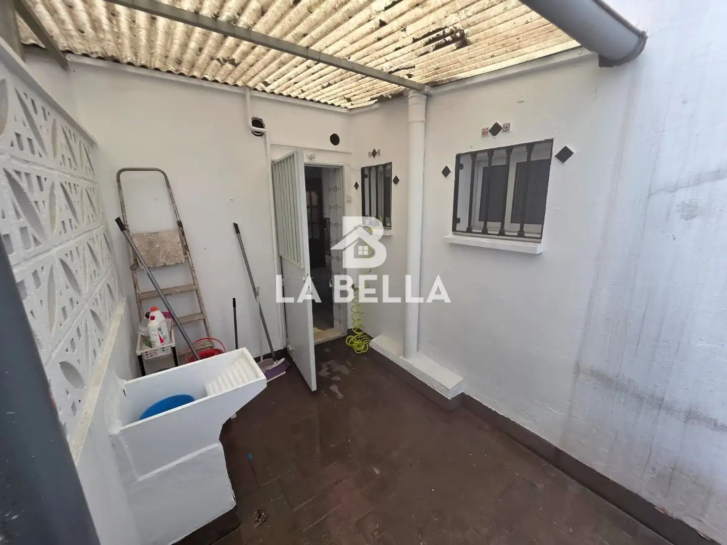 Piso en venta en Sevilla con Aire acondicionado, Amueblado y Balcón