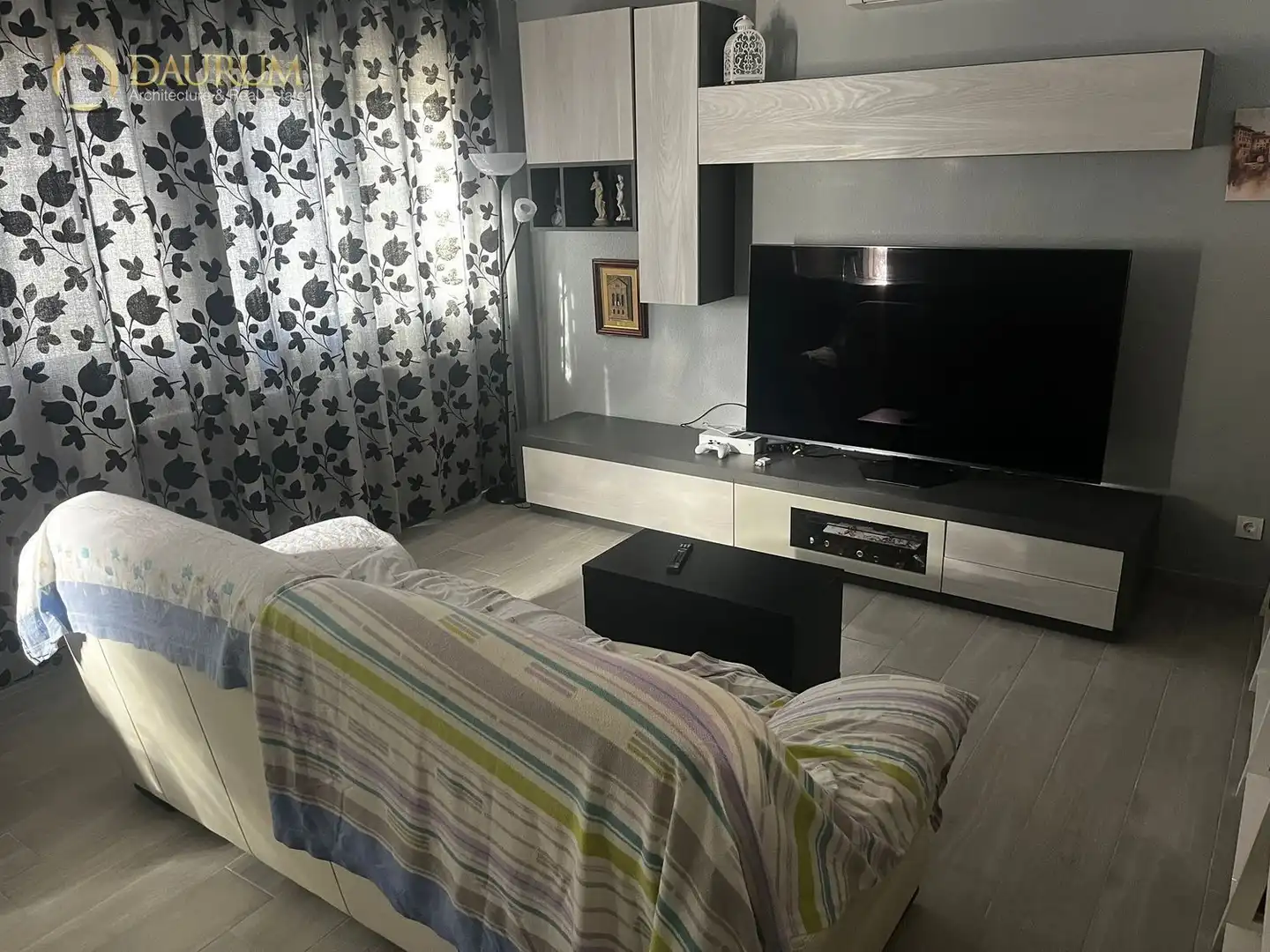 Sala de estar de Dúplex en venta en Rivas-Vaciamadrid con Aire acondicionado, Calefacción y Terraza