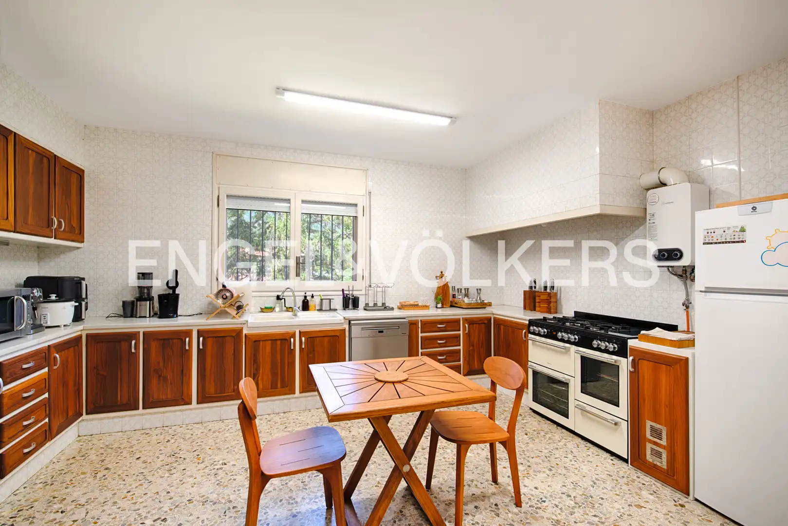 Cocina de Casa o chalet en venta en Maçanet de Cabrenys con Aire acondicionado, Calefacción y Jardín privado