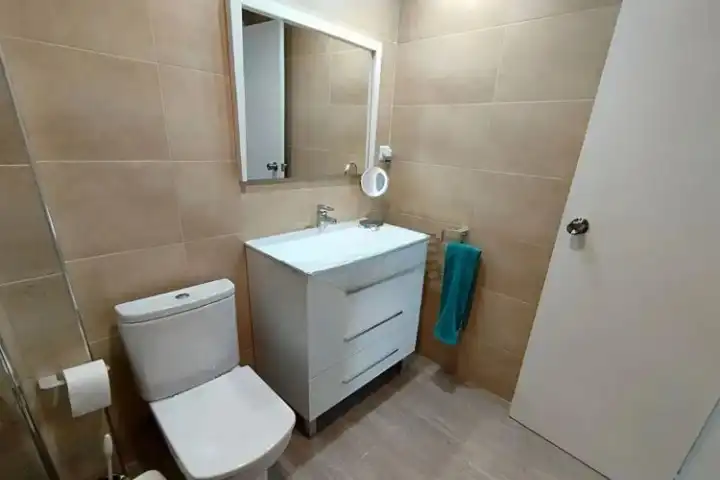 Flat with lift to rent in Carrer de l'Explorador Andrés 27, imagen 12