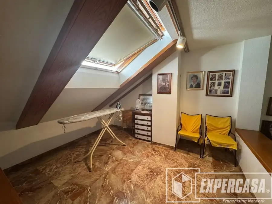 Sala de estar de Casa o chalet en venta en Burjassot con Aire acondicionado, Calefacción y Terraza
