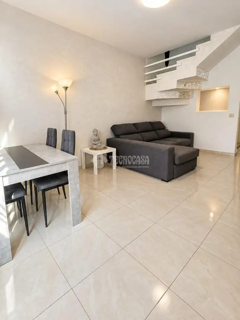 Sala de estar de Piso en venta en Adeje con Balcón