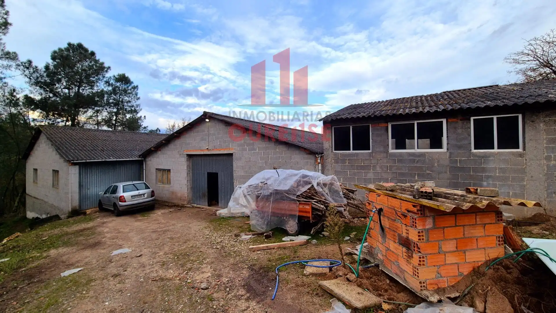 Exterior view of Industrial buildings for sale in Amoeiro