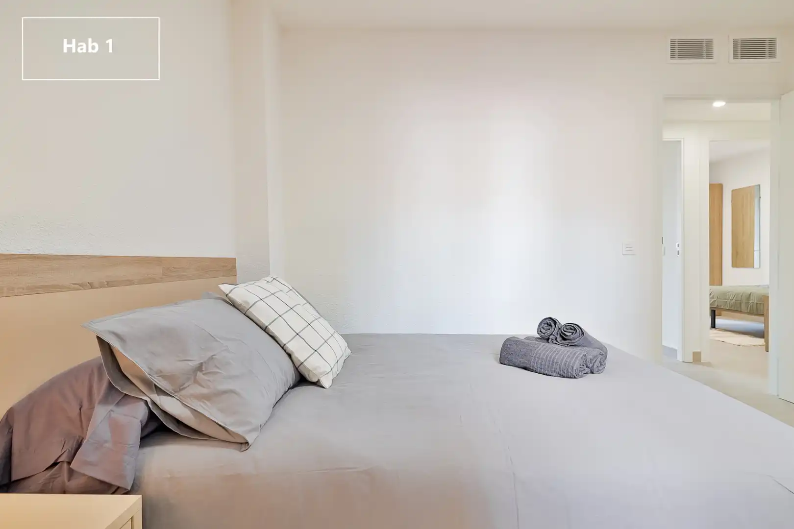Habitación de Piso de alquiler en Málaga con Aire acondicionado, Amueblado y Internet