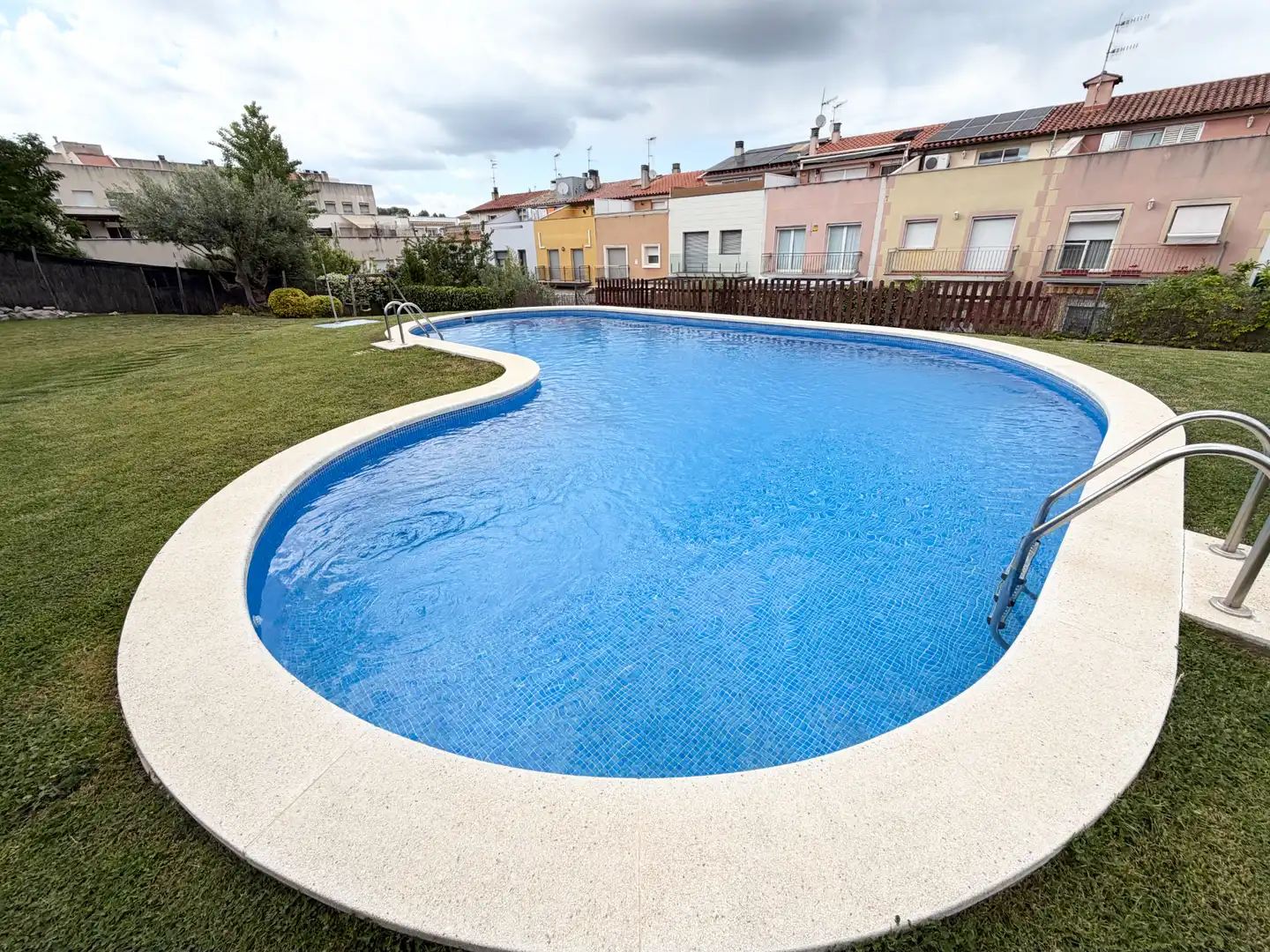 Schwimmbecken von Wohnung zum Verkauf in Sant Sadurní d'Anoia mit Klimaanlage, Parkett und Abstellraum