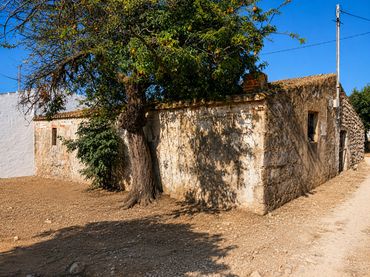 Country house with garden for sale in Gata de Gorgos