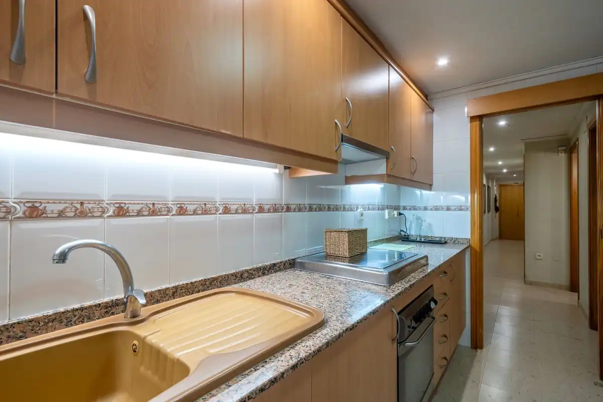 Piso con ascensor en venta en Avenida Miguel Hernández, imagen 9