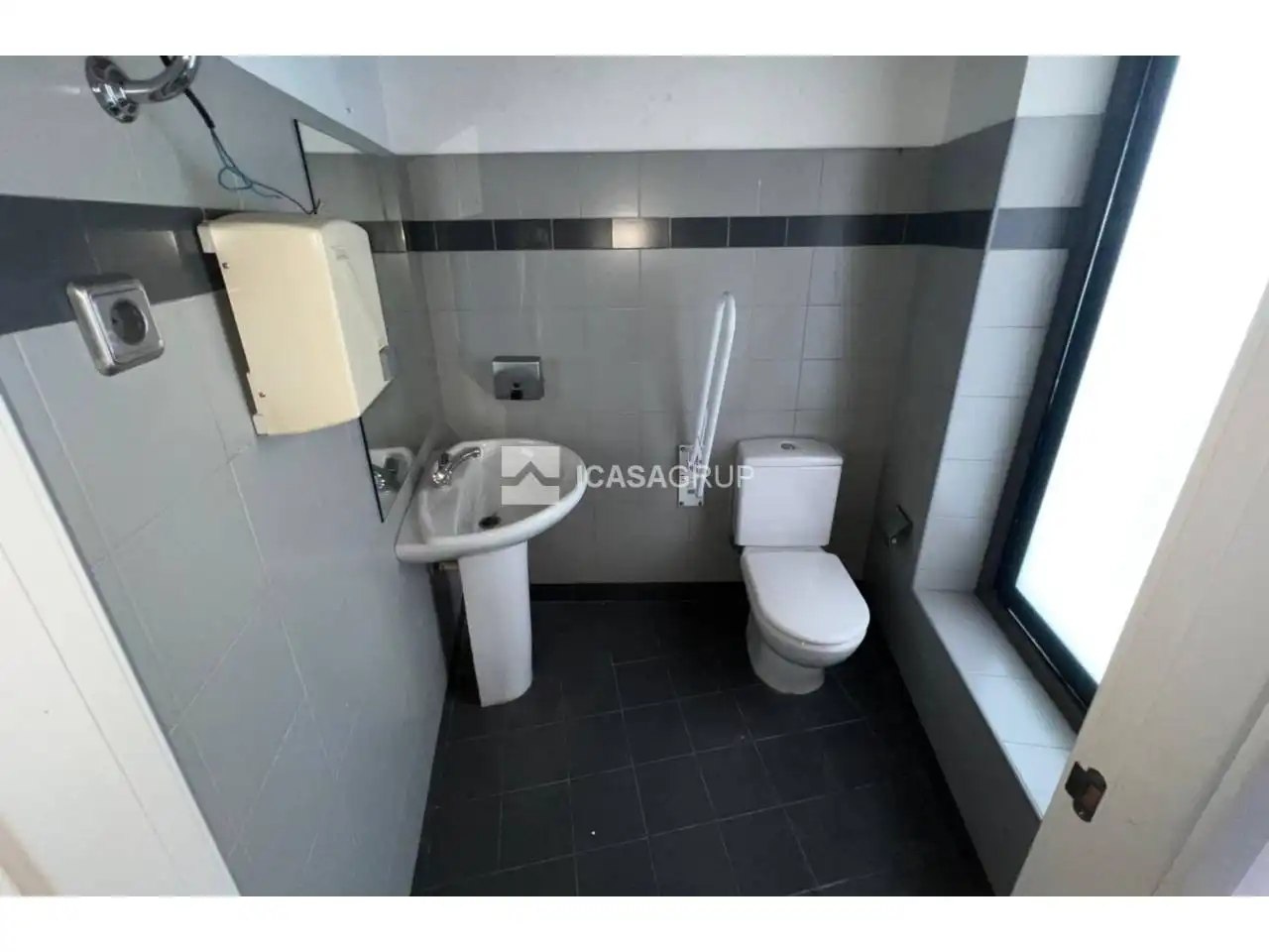 Local en venta en Avenida Catalunya, Centre - Estació