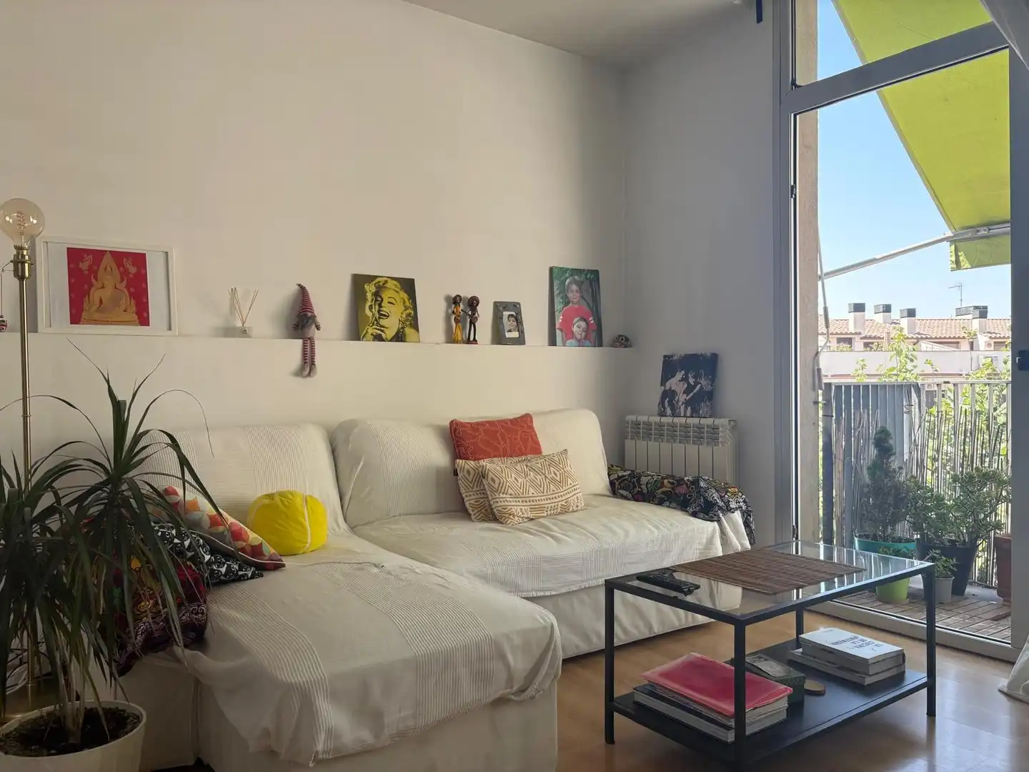 Sala d'estar de Casa o xalet en venda en La Garriga amb Calefacció, Parquet i Terrassa