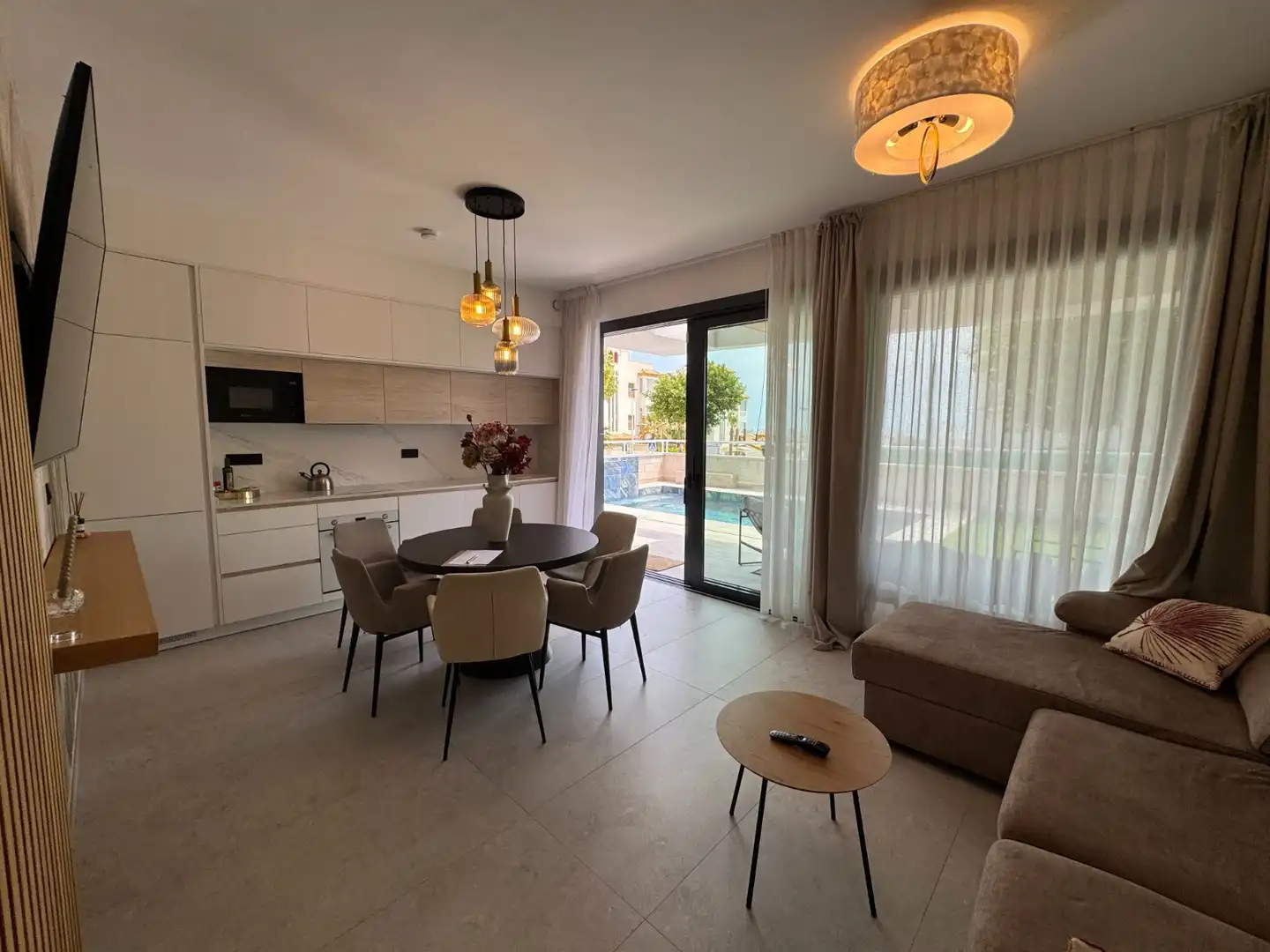 Living room of Flat for sale in Guardamar del Segura  with Air Conditioner, Private garden and Terrace