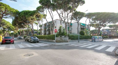 Foto 2 de Piso en venta en C/ Vint-i-u, La Pineda, Castelldefels