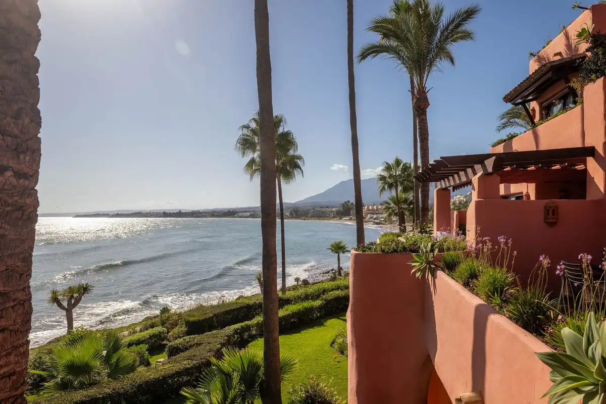 Wohnung zum Verkauf in Estepona - Estepona,Centro,Avenida Juan Carlos I