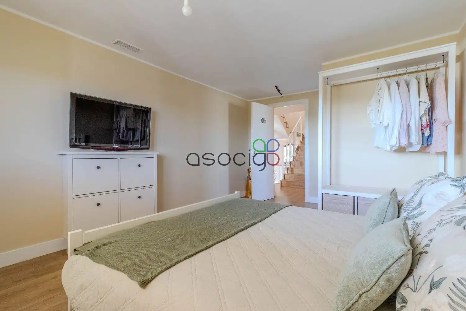 Bedroom of Houses for sale in Cabanillas del Campo  with Air Conditioner, Heating and Storage room