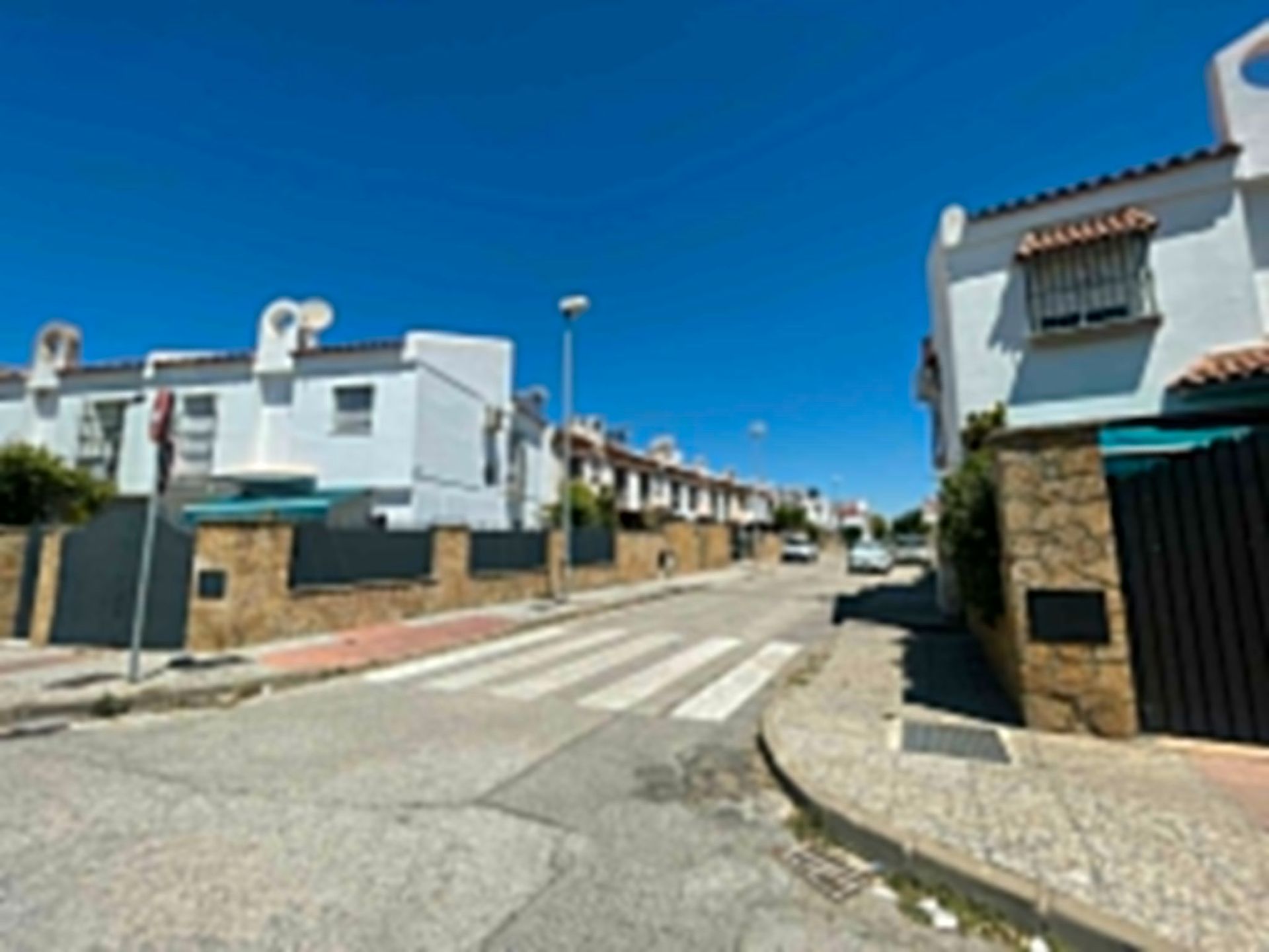Vista exterior de Casa adosada en venda en Jerez de la Frontera amb Aire condicionat, Calefacció i Parquet