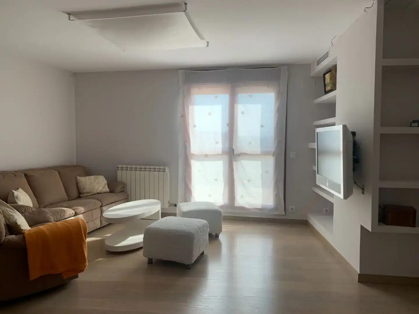Sala d'estar de Àtic en venda en Tudela amb Aire condicionat, Parquet i Traster