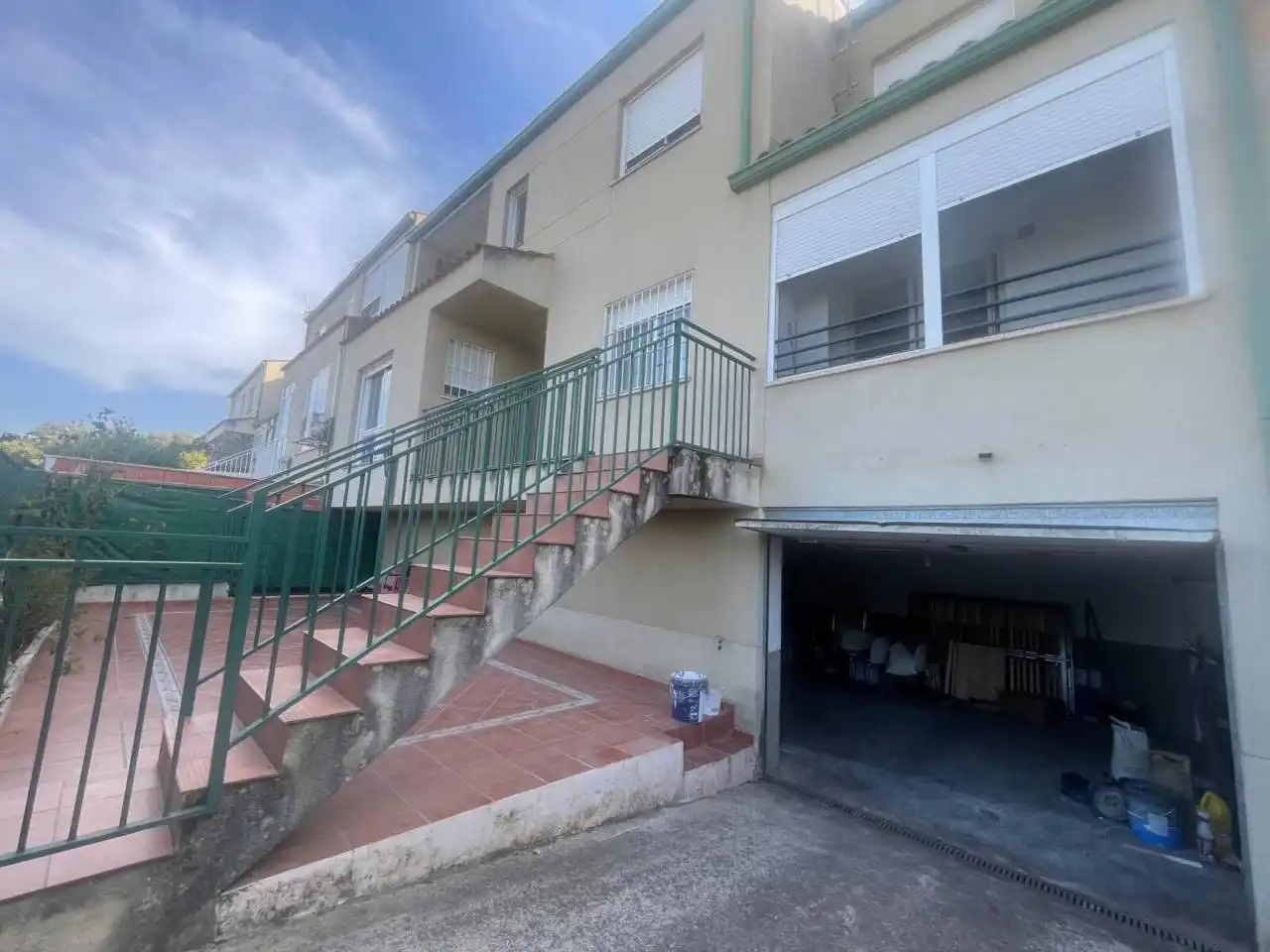Parking of Detached homes for sale in Cáceres  with Heating, Terrace and Furnished