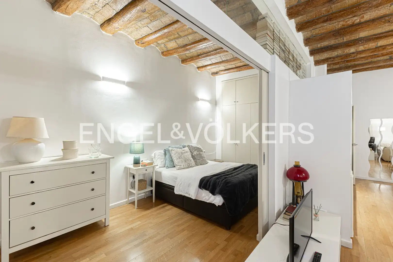 Bedroom of Flat for sale in Barcelona  with Heating