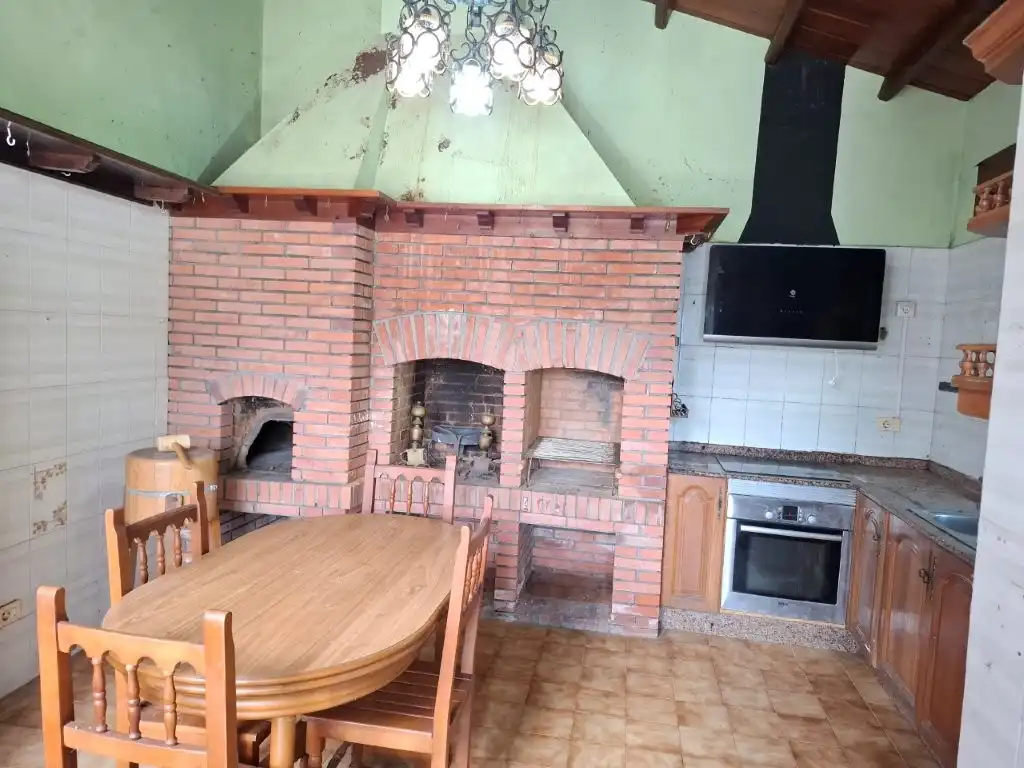 Kitchen of Houses for sale in Viveiro  with Heating, Private garden and Terrace