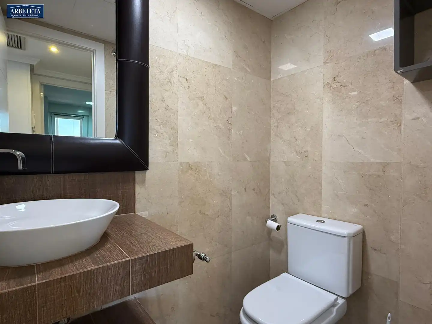 Badezimmer von Maisonette zur Miete in Guadalajara mit Klimaanlage, Heizung und Parkett