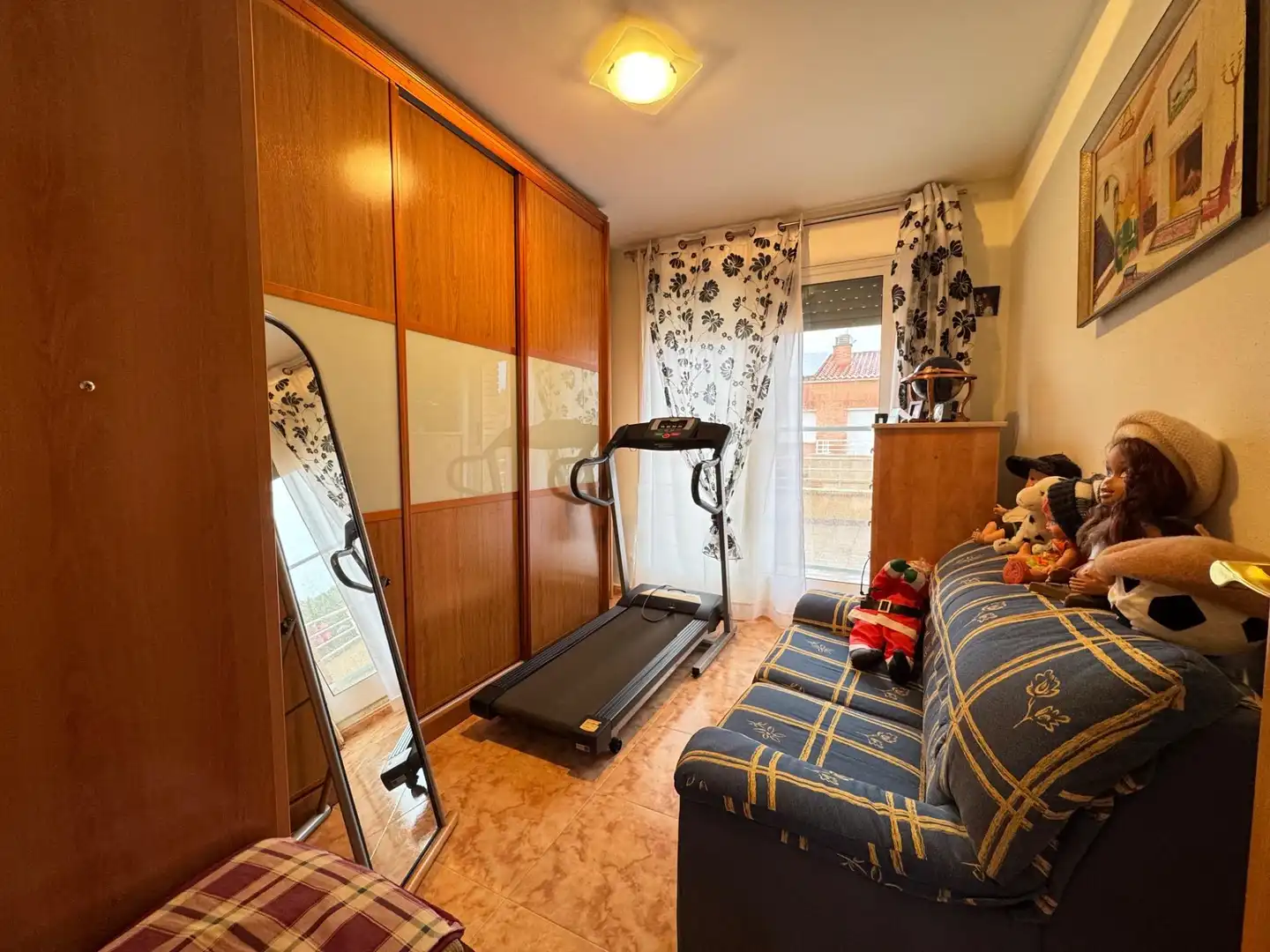 Dormitori de Casa o xalet en venda en Pira amb Calefacció, Jardí privat i Terrassa