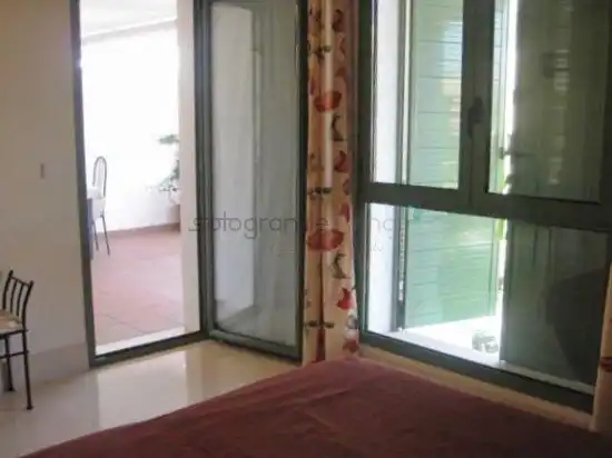 Schlafzimmer von Wohnungen zur Miete in Sotogrande mit Klimaanlage, Heizung und Terrasse