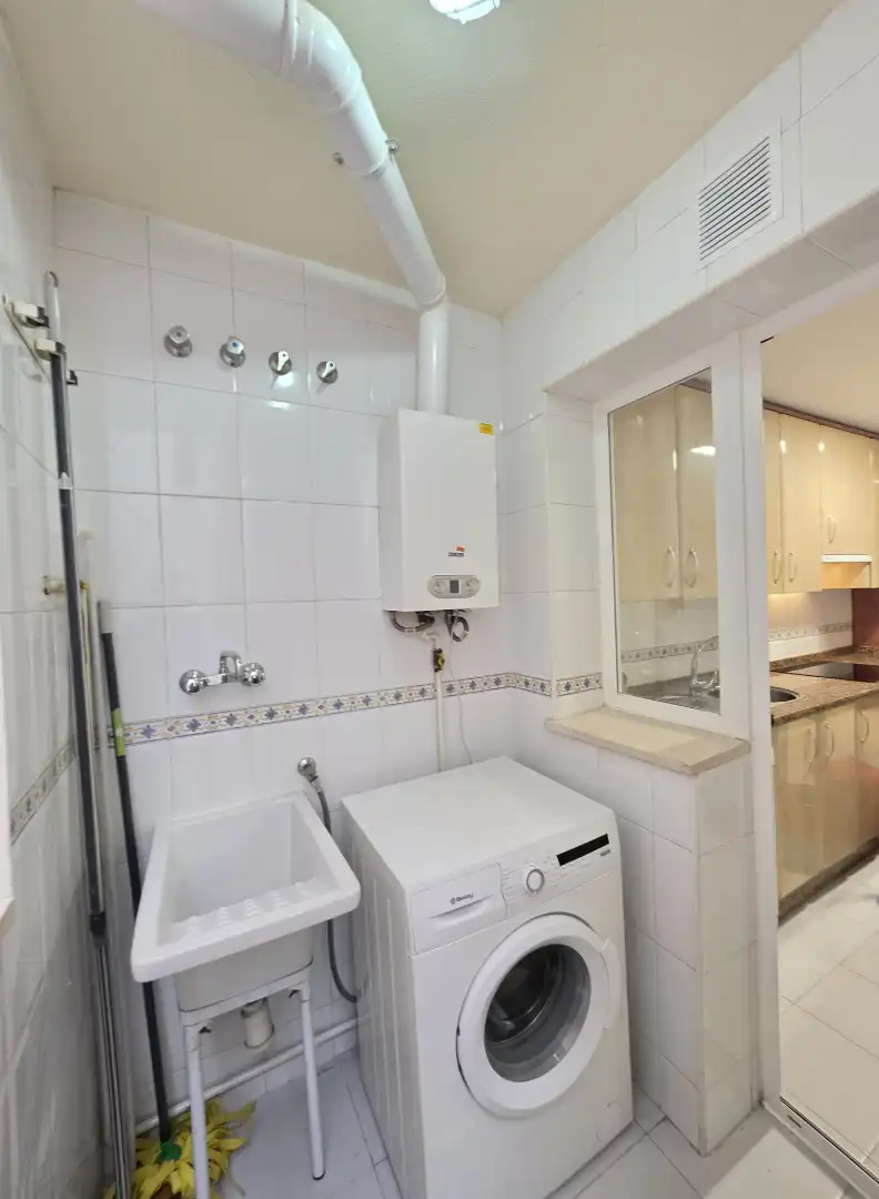 Bathroom of Flat for rent in Málaga  with Air Conditioner, Terrace and Furnished