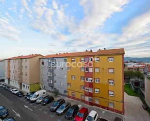 Vista exterior de Pis en venda en Santander