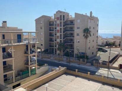 Vista exterior de Àtic en venda en Mont-roig del Camp amb Terrassa, Moblat i Balcó