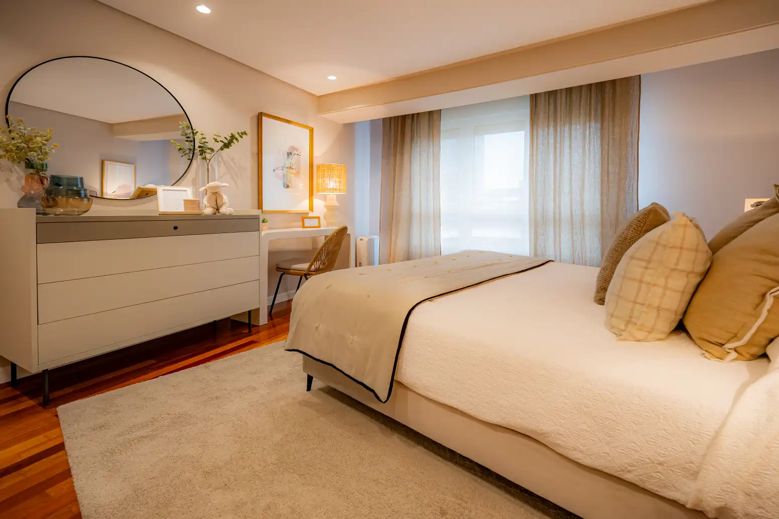 Bedroom of Flat for sale in Oviedo   with Heating, Parquet flooring and Terrace