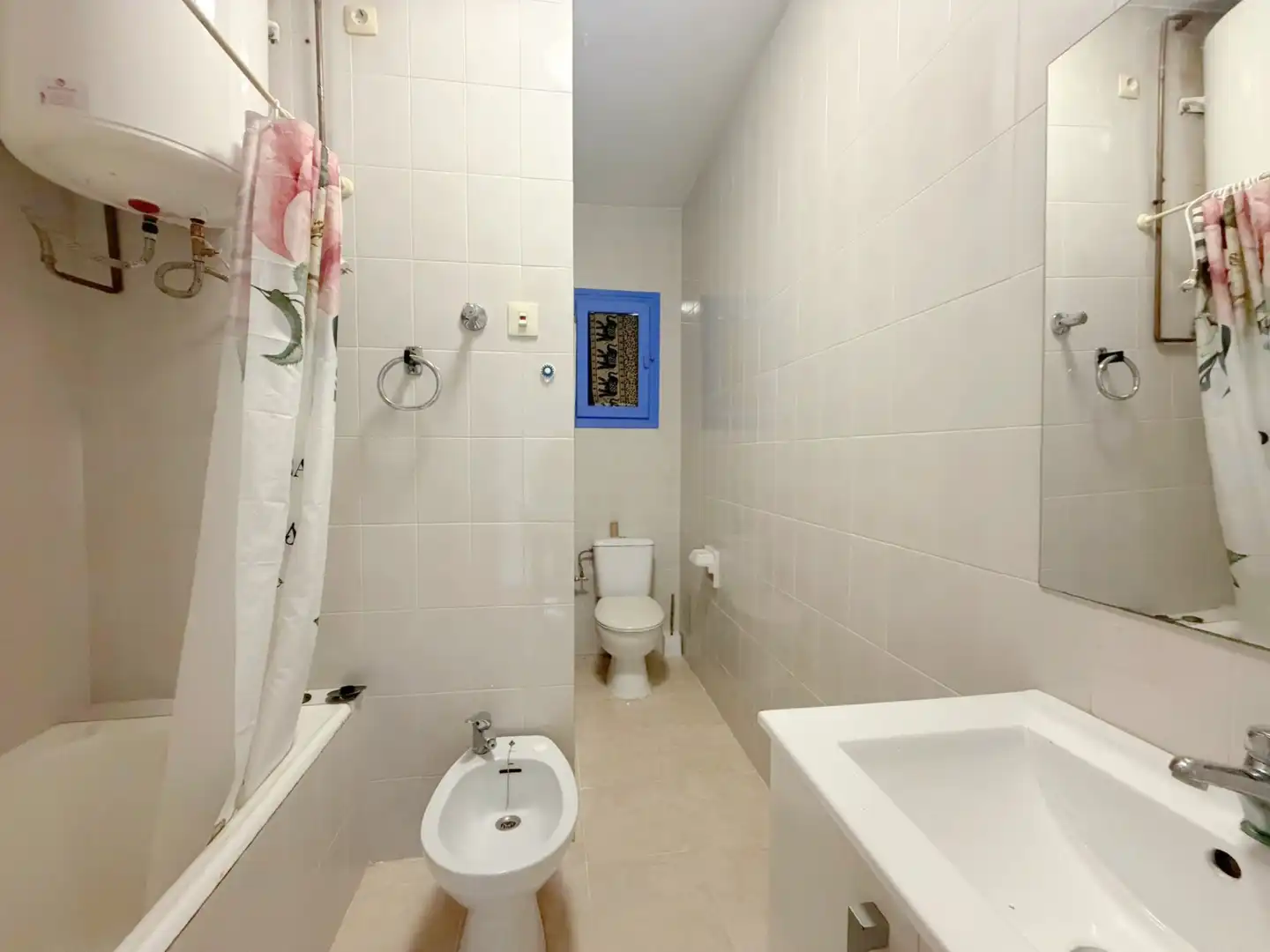 Baño de Ático en venta en L'Hospitalet de Llobregat