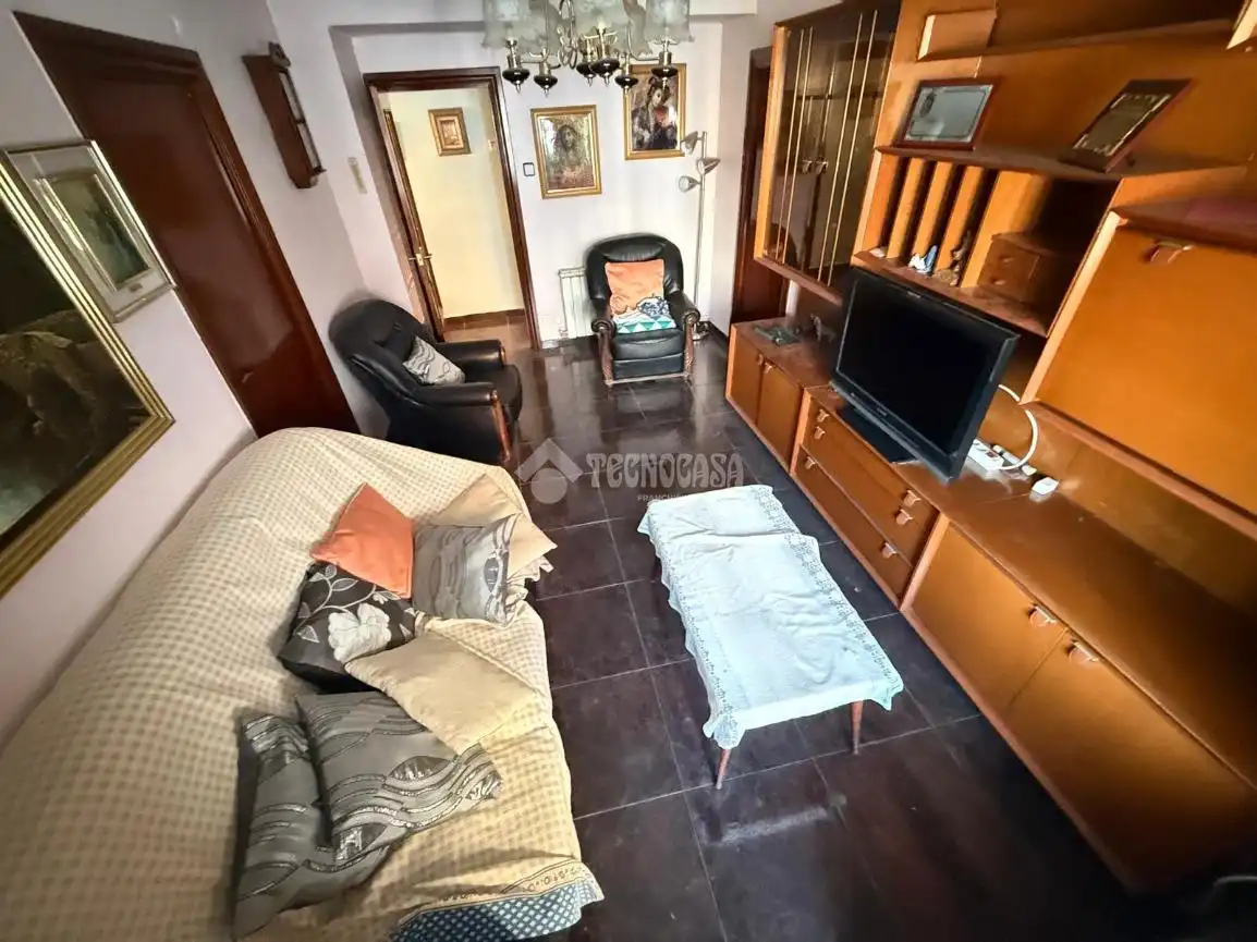 Living room of Flat for sale in Zaragoza  with Heating