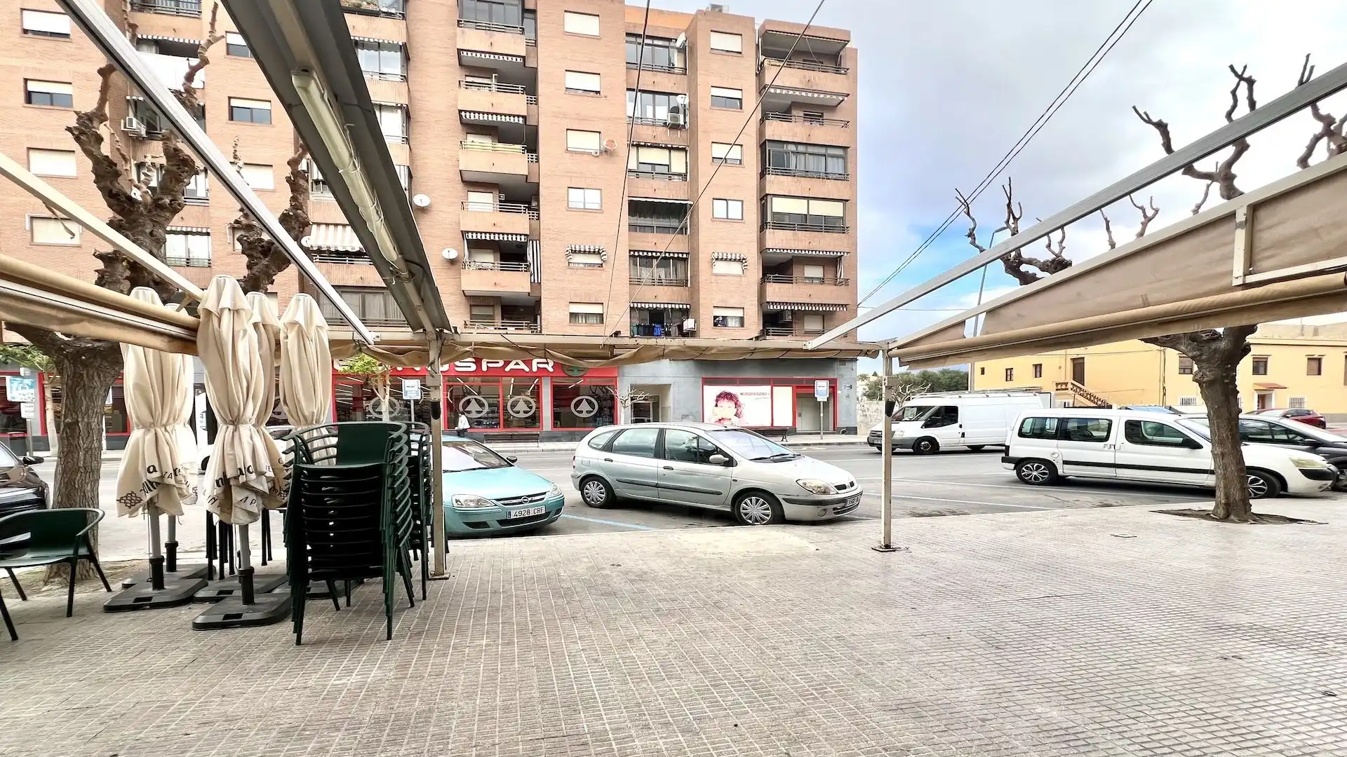 Vista exterior de Local en venda en Villajoyosa / La Vila Joiosa