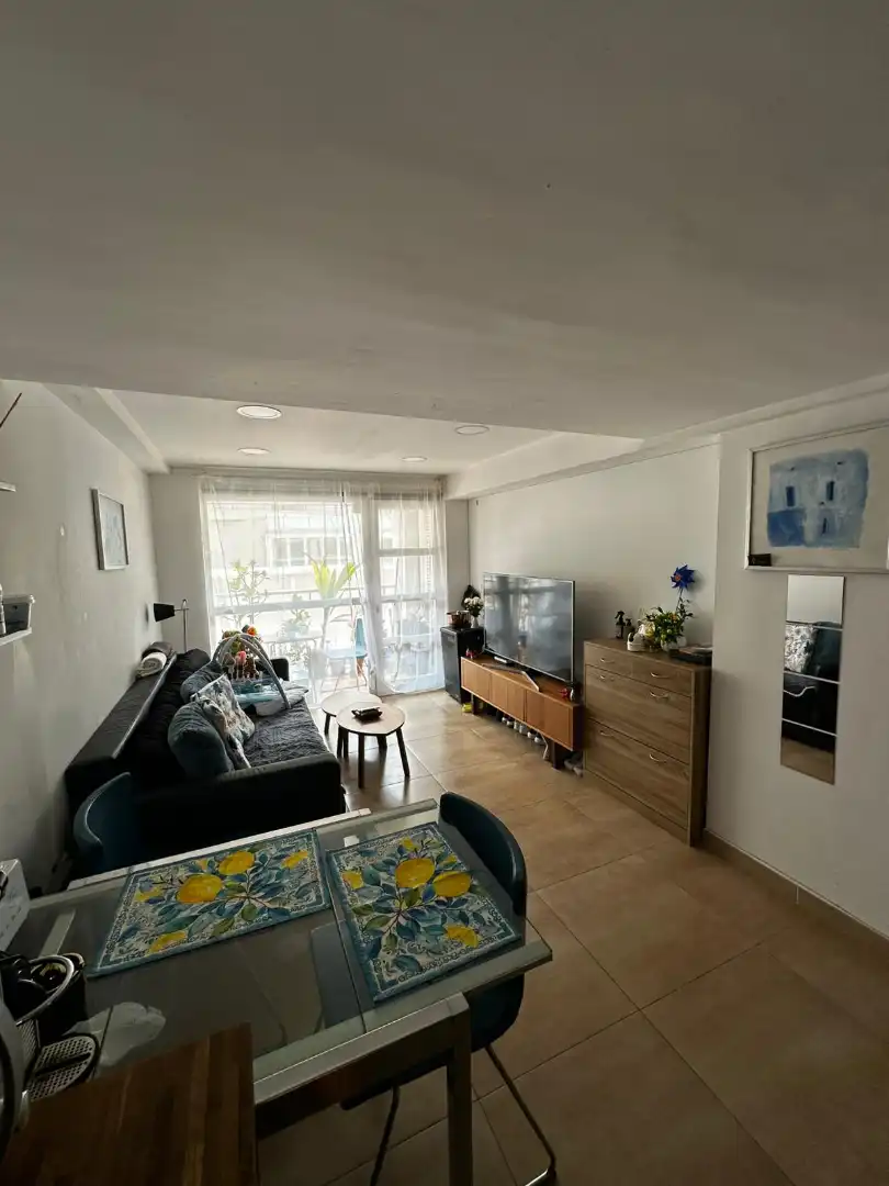 Sala de estar de Dúplex en venta en  Palma de Mallorca con Amueblado y Piscina comunitaria