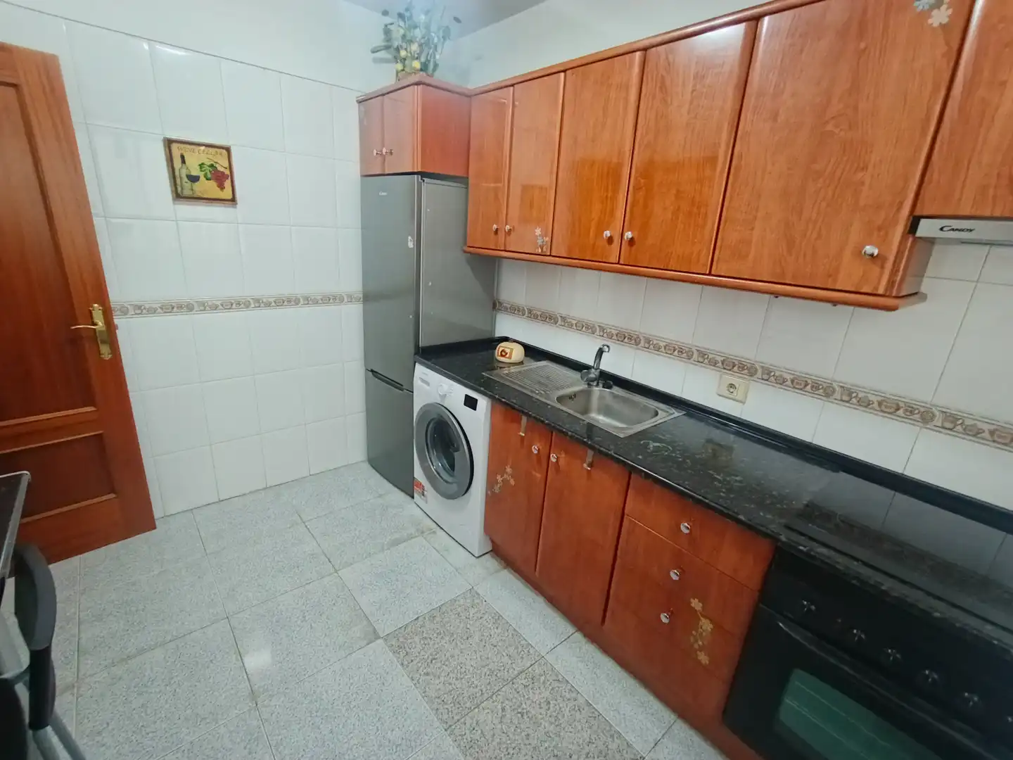 Cuina de Casa adosada en venda en Arico amb Jardí privat, Terrassa i Moblat
